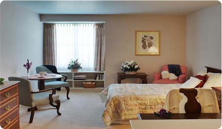 Comfortable bedroom in serviced residence